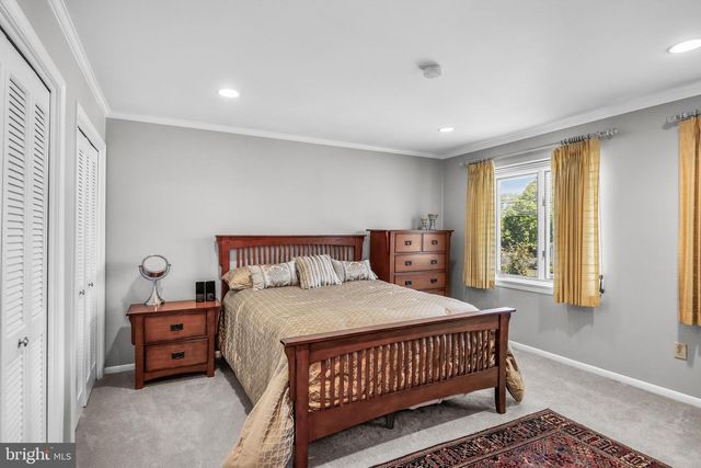 29 FAIRHAVEN DR, Cherry Hill, NJ 08003