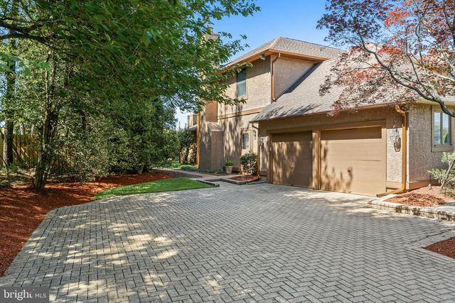 29 FAIRHAVEN DR, Cherry Hill, NJ 08003