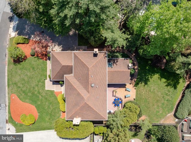 29 FAIRHAVEN DR, Cherry Hill, NJ 08003