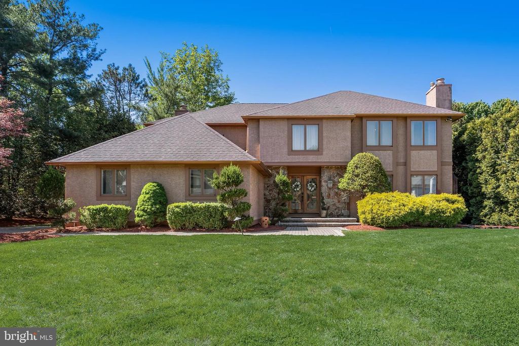 29 FAIRHAVEN DR, Cherry Hill, NJ 08003