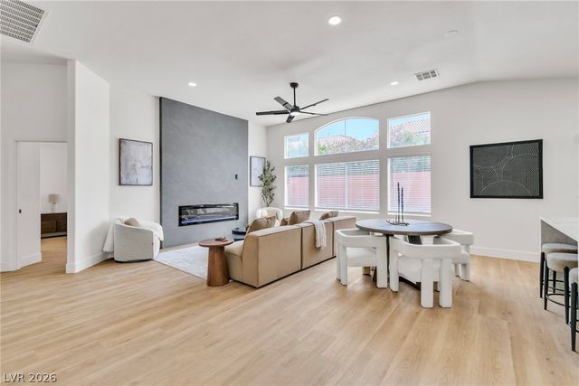 1143 Sierra Laurel Court, Henderson, NV 89014