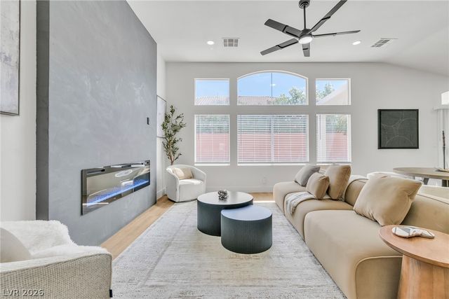 1143 Sierra Laurel Court, Henderson, NV 89014