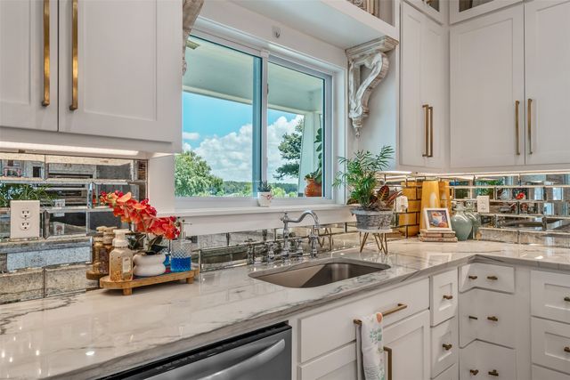 16241 Big Oak Bay Road, Tyler, TX 75707