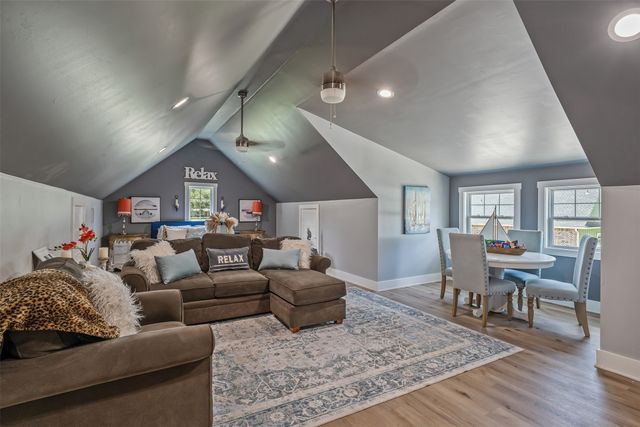 16241 Big Oak Bay Road, Tyler, TX 75707
