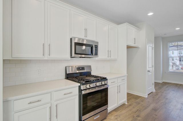 445 Caledon Court, Johns Island, SC 29455