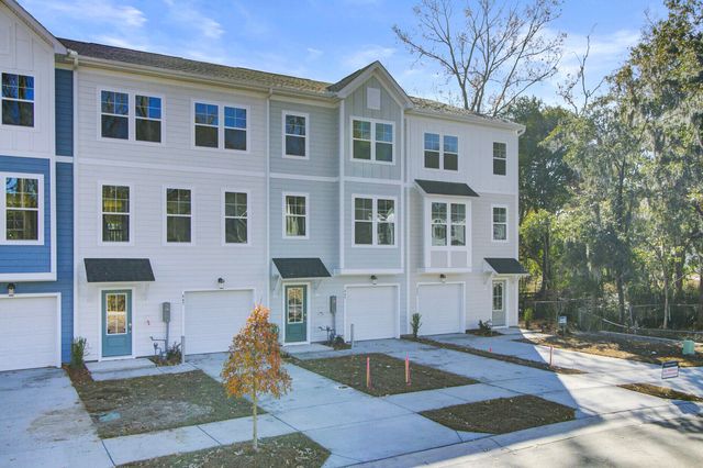 445 Caledon Court, Johns Island, SC 29455