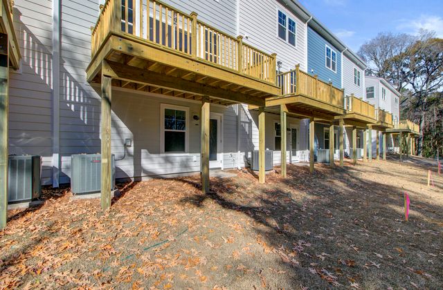 445 Caledon Court, Johns Island, SC 29455