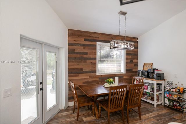 1256 E Edna St., Lehigh Acres, FL 33974