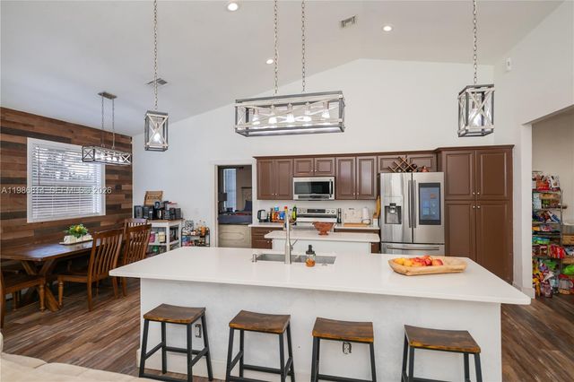 1256 E Edna St., Lehigh Acres, FL 33974