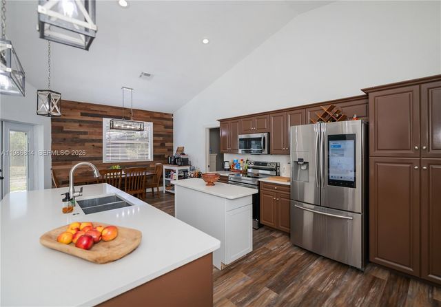 1256 E Edna St., Lehigh Acres, FL 33974