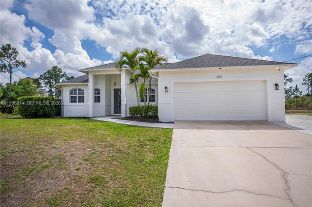 1256 E Edna St., Lehigh Acres, FL 33974