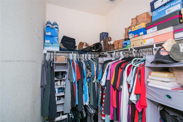 1256 E Edna St., Lehigh Acres, FL 33974