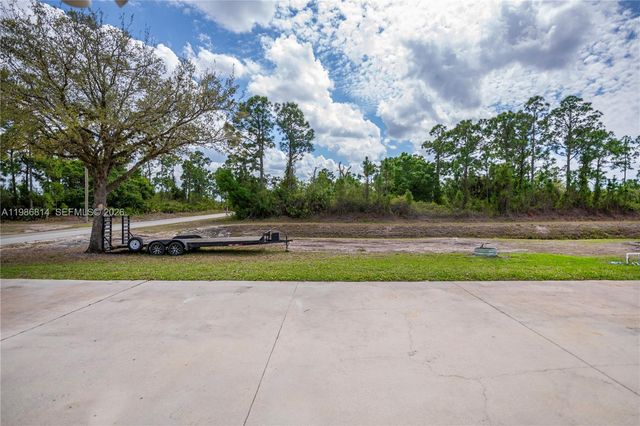 1256 E Edna St., Lehigh Acres, FL 33974