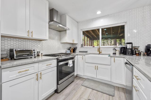 1400 Chippeway LN, Austin, TX 78745