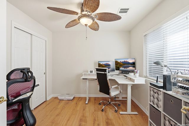 8423 Snakeweed Dr, Converse, TX 78109