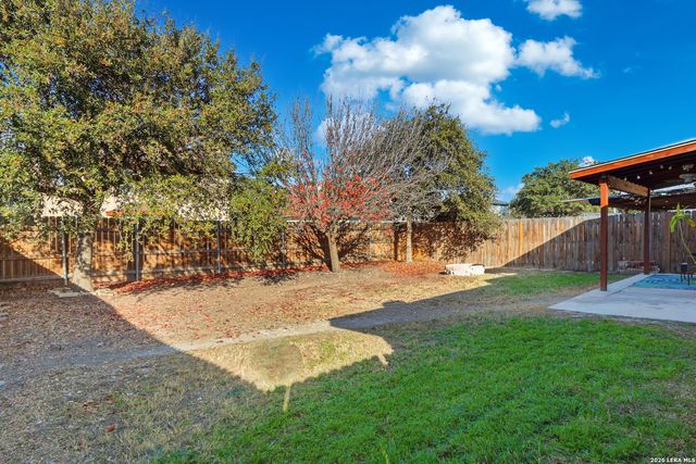 8423 Snakeweed Dr, Converse, TX 78109