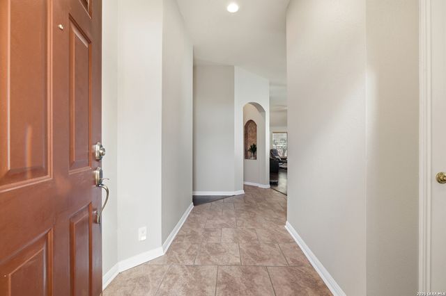 8423 Snakeweed Dr, Converse, TX 78109