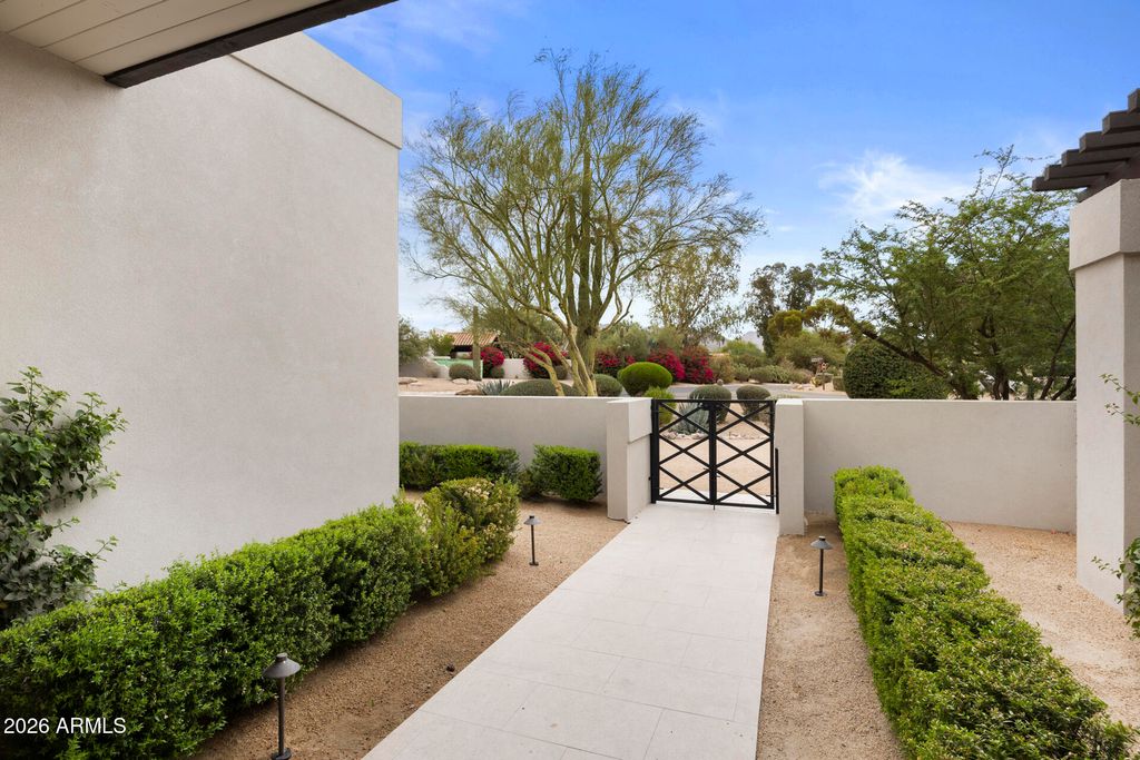 22619 N LA SENDA Drive, Scottsdale, AZ 85255 — photo 5