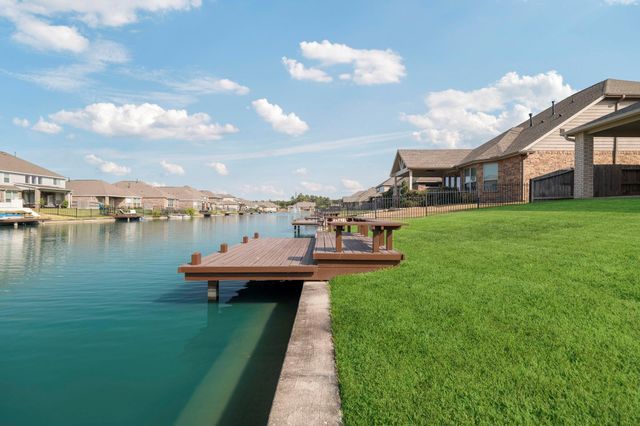 29650 Yaupon Shore Drive, Spring, TX 77386