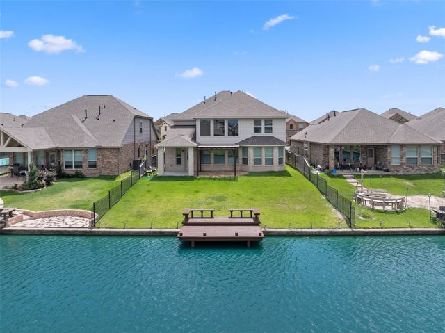29650 Yaupon Shore Drive, Spring, TX 77386