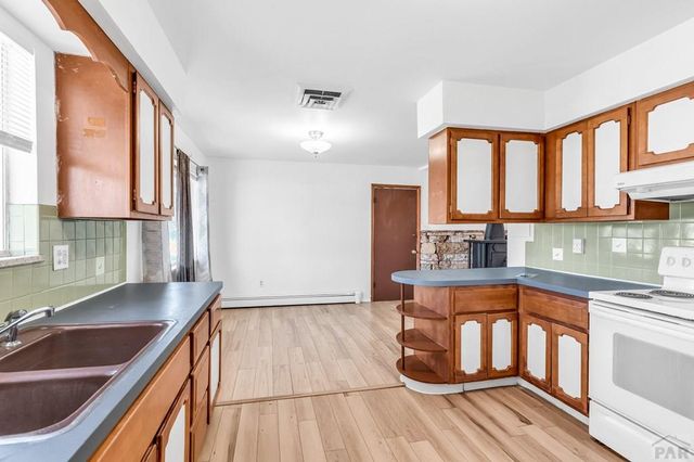 48 Cornell Circle, Pueblo, CO 81005