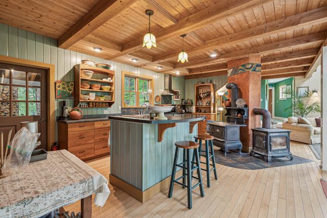 44 Clarksville Road, Tunbridge, VT 05077