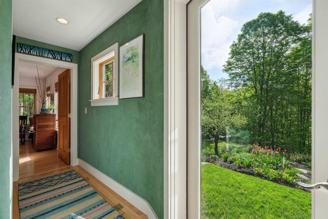 44 Clarksville Road, Tunbridge, VT 05077