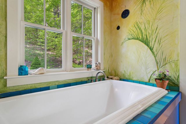 44 Clarksville Road, Tunbridge, VT 05077