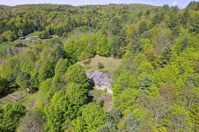 44 Clarksville Road, Tunbridge, VT 05077