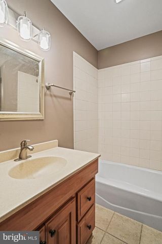 6428 EARLHAM DR, Bethesda, MD 20817