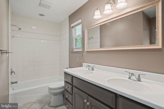 6428 EARLHAM DR, Bethesda, MD 20817