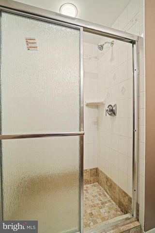6428 EARLHAM DR, Bethesda, MD 20817