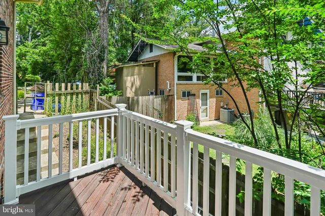 6428 EARLHAM DR, Bethesda, MD 20817