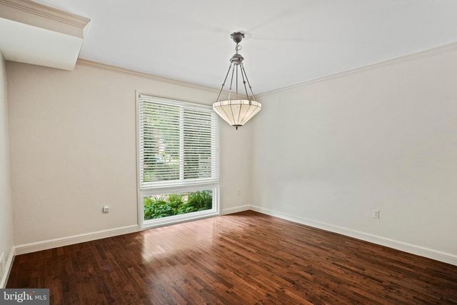 6428 EARLHAM DR, Bethesda, MD 20817