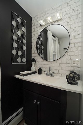 136 Miami Parkway, Cheektowaga, NY 14225