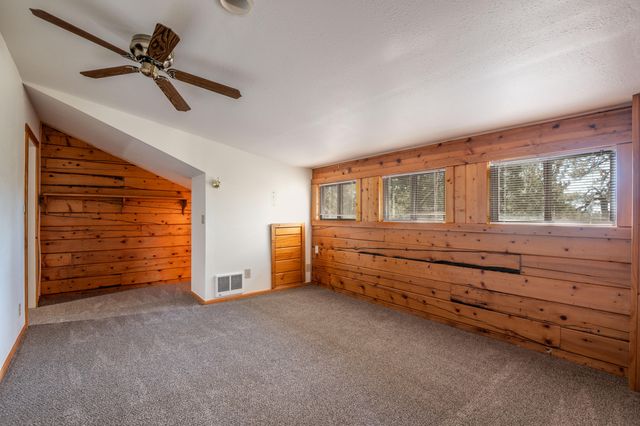 9 Kraemer Drive, Tijeras, NM 87059