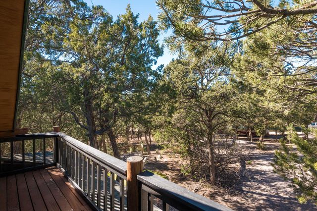 9 Kraemer Drive, Tijeras, NM 87059