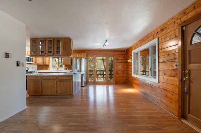 9 Kraemer Drive, Tijeras, NM 87059