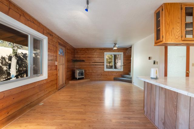 9 Kraemer Drive, Tijeras, NM 87059