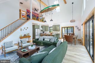 6 ALDER LN, Lake Harmony, PA 18624