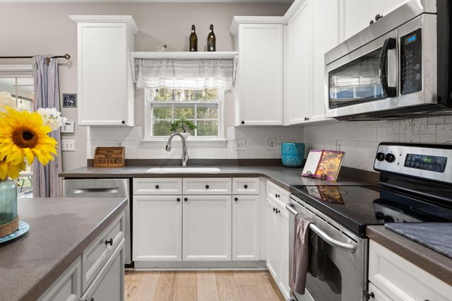 5253 Lenora Drive, Summerville, SC 29485