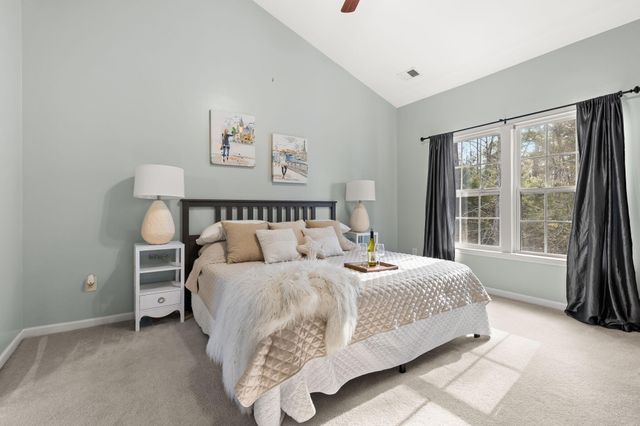 5253 Lenora Drive, Summerville, SC 29485