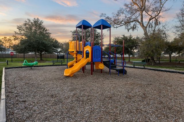 5253 Lenora Drive, Summerville, SC 29485