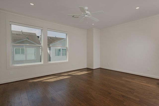 2503 Lake Front Circle, The Woodlands, TX 77380