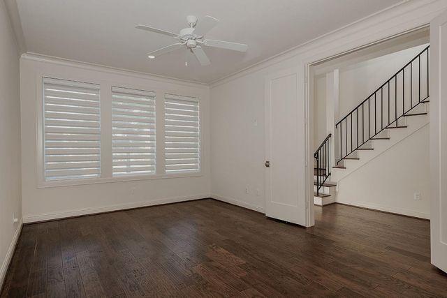 2503 Lake Front Circle, The Woodlands, TX 77380