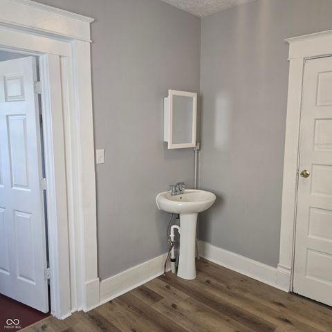 1305 S Belmont Avenue, Indianapolis, IN 46221