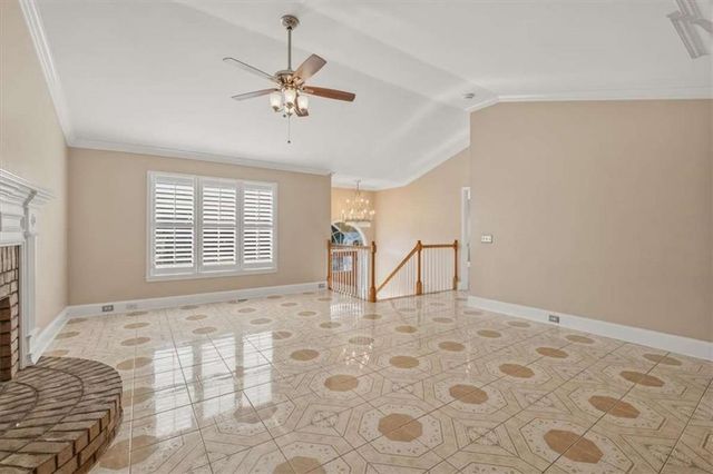 17 Colonial Circle, Cartersville, GA 30120