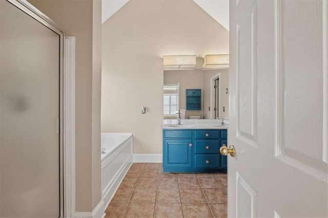 17 Colonial Circle, Cartersville, GA 30120