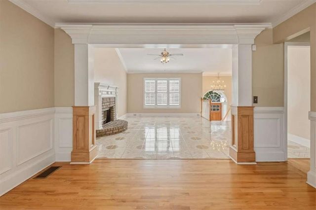17 Colonial Circle, Cartersville, GA 30120