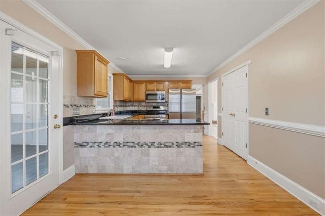 17 Colonial Circle, Cartersville, GA 30120